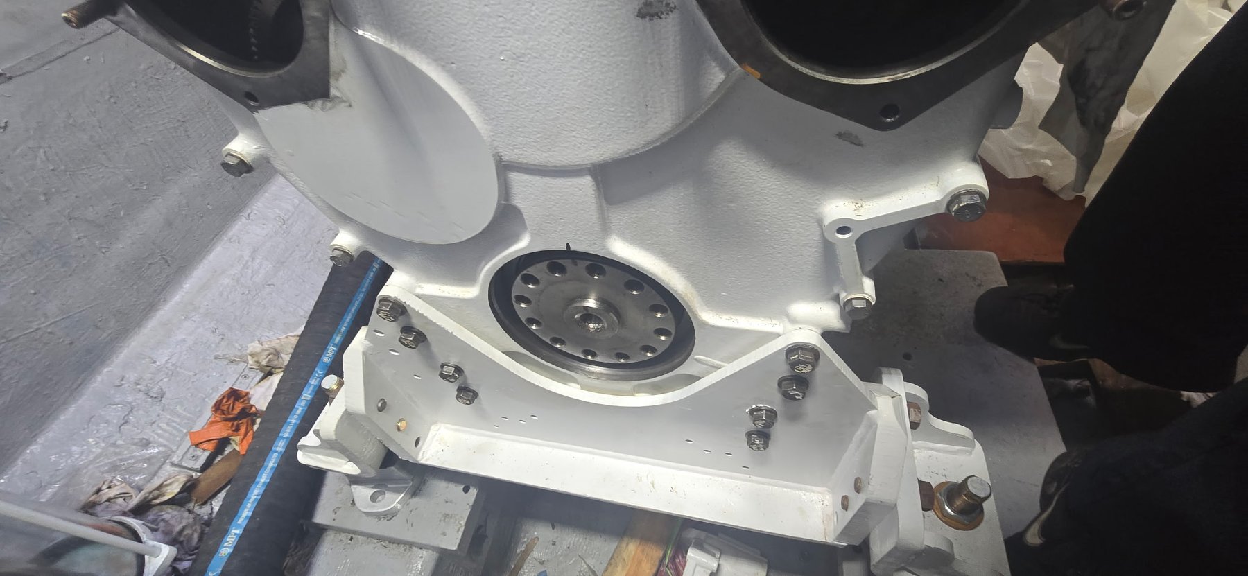 Marine diesel engine housing and mounting service in yacht engine room